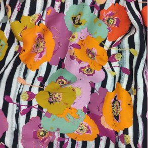 V�vet viskose //  Rigmunde sort stribe