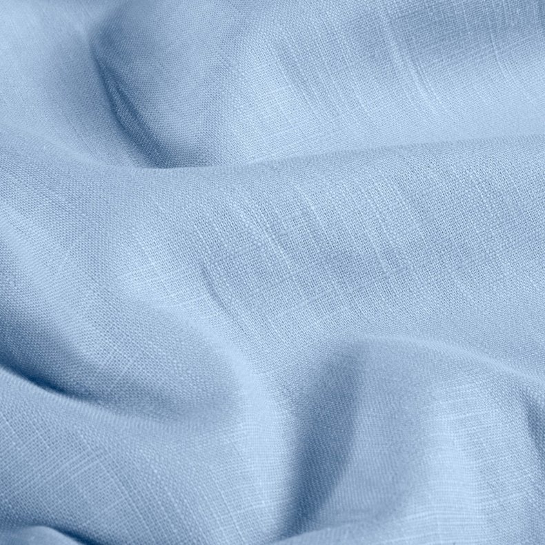 H�r // Lyse Bl� 3