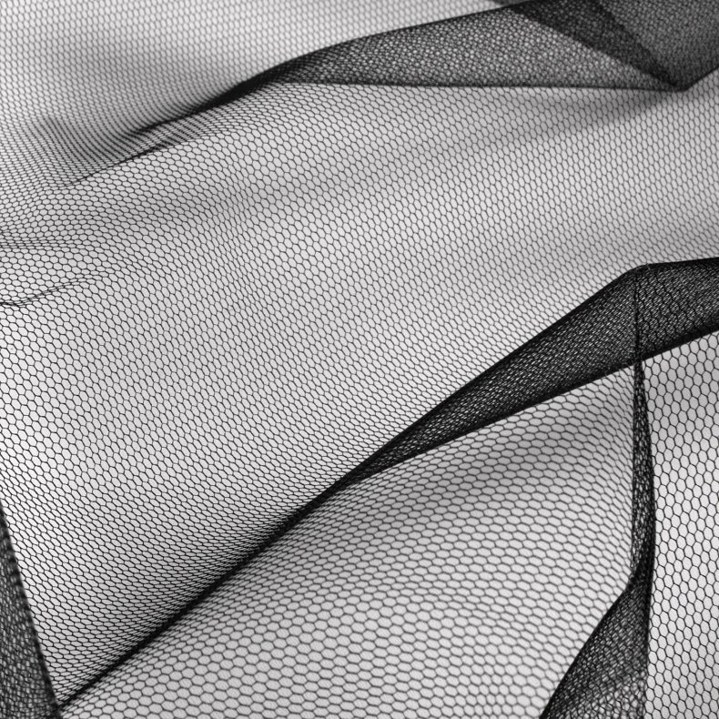 Tyl // Sort 180 cm