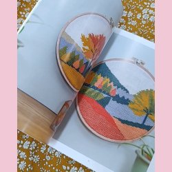 THE FORESTER'S WALL // DMC Broderi bog