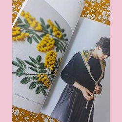 THE PLEASURE OF THE WORLD// Japansk Broderi bog