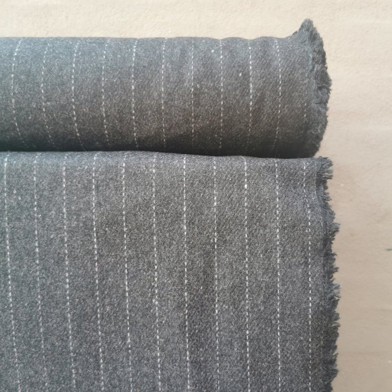 Uld n�lestribede 149,- Gr� m�rk koks