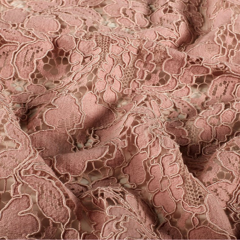 Broderi Blonde // Gl. rosa 14