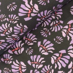 Vvet viskose // Sort lilla blomst