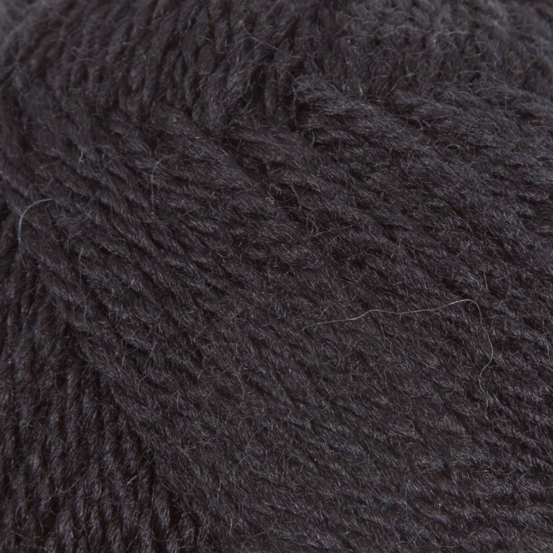 KAMPGARN // Sort Nr. 59