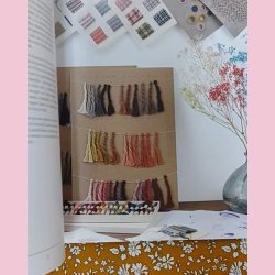 THE MENDER'S WARDROBE  // DMC Broderi bog