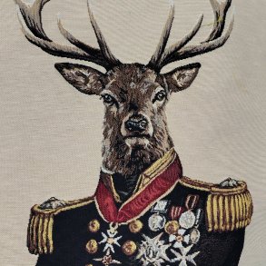 Gobelin // Kronhjort i Uniform