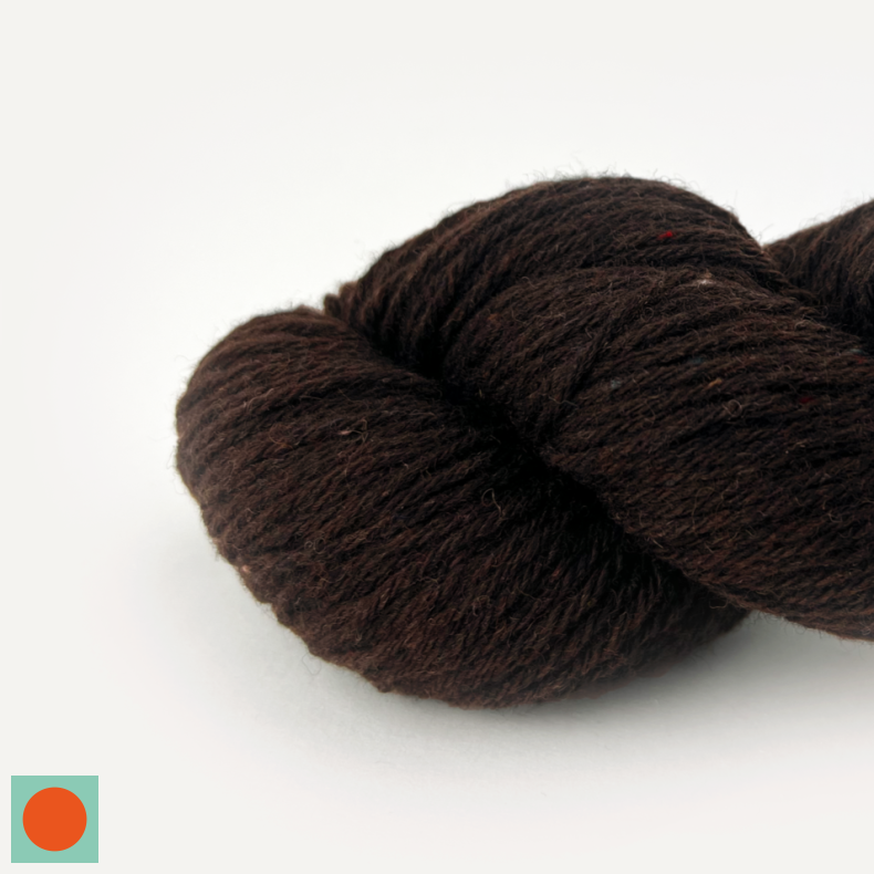 LUNA  //  Mrke brun nr. 30