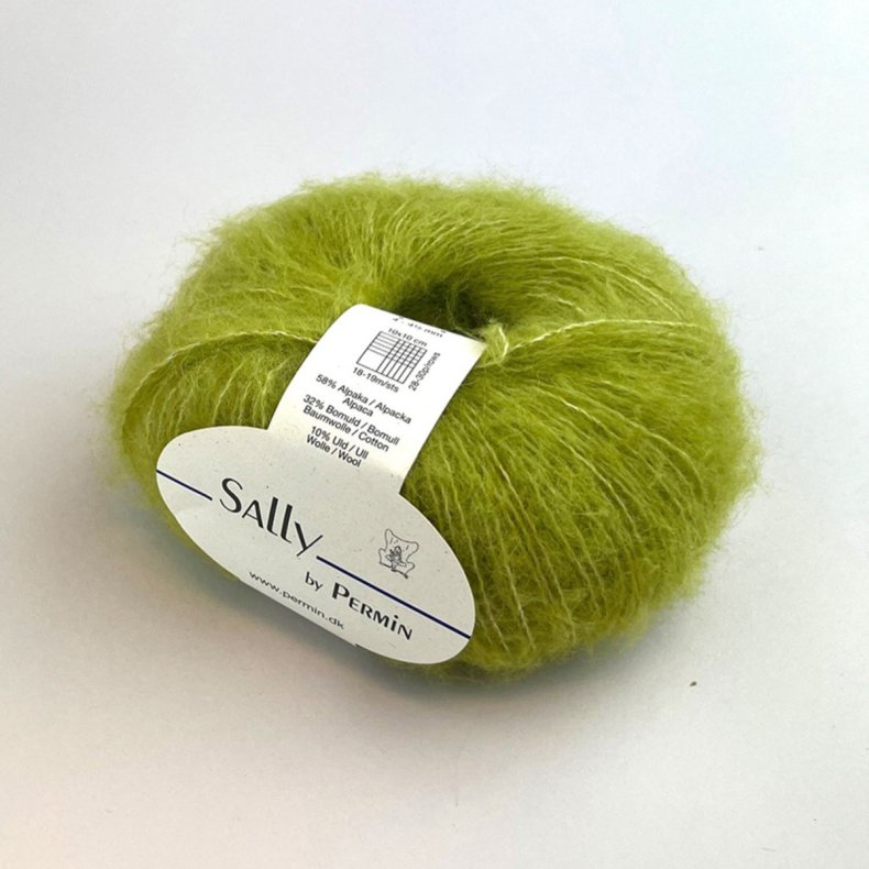 SALLY //  Rosenblade Nr. 07