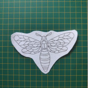 Broderi skabelon // Insekt Hansine