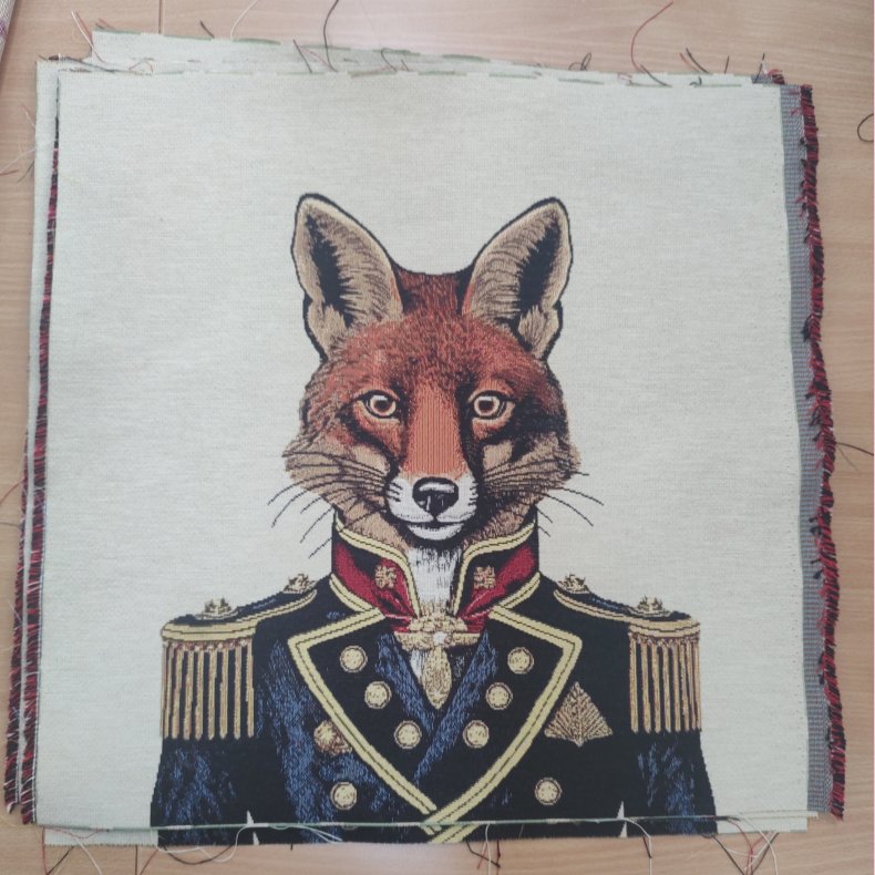 Gobelin // Fox in Uniform