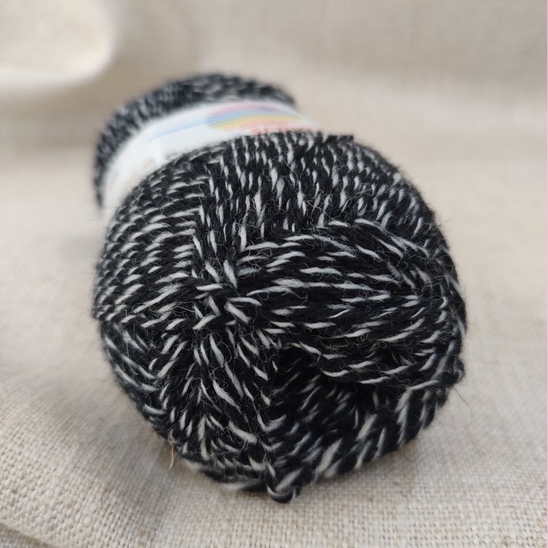 Str�mpegarn // Melange Sort hvid nr. 405