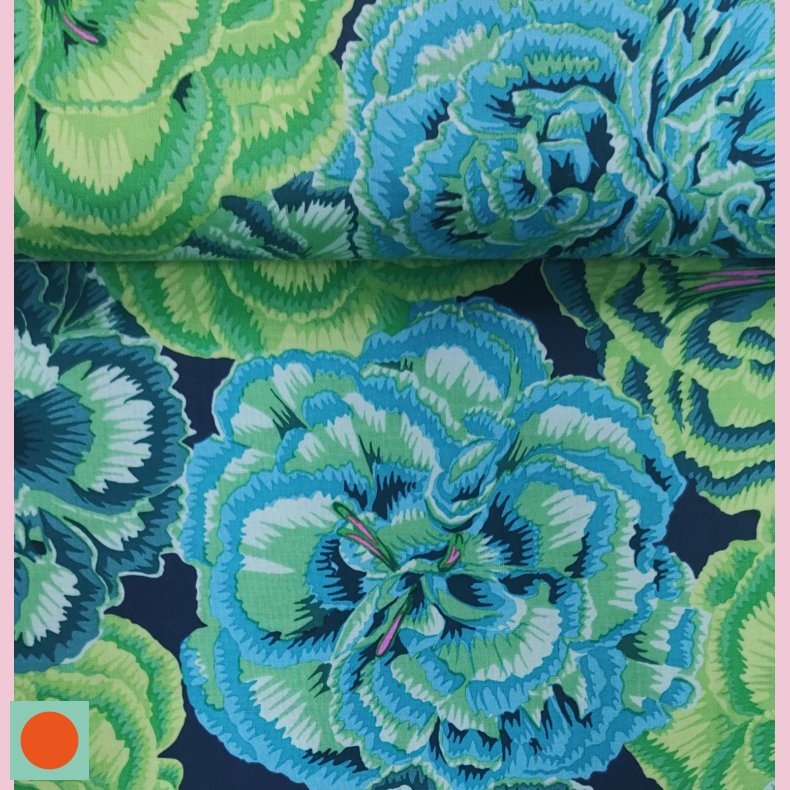 Kaffe Fassett // Picotee Carnations green
