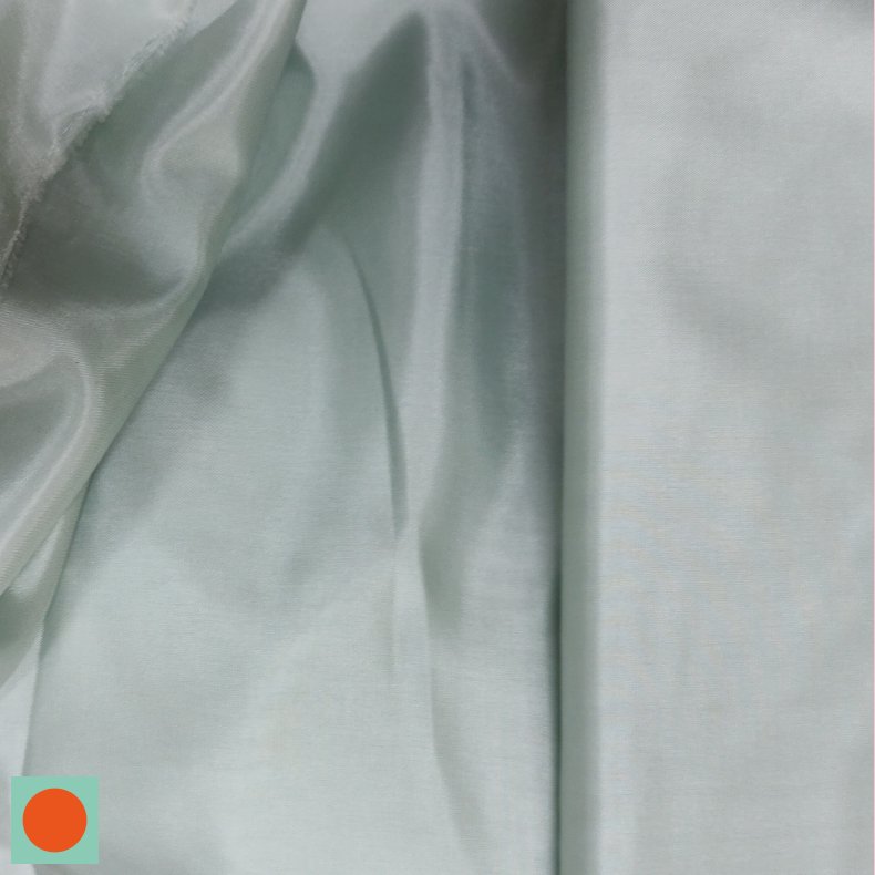 Foer Acetat // Lys grn