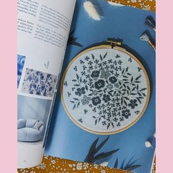 DOLLFUS MIEG &amp; CIE // DMC Broderi bog