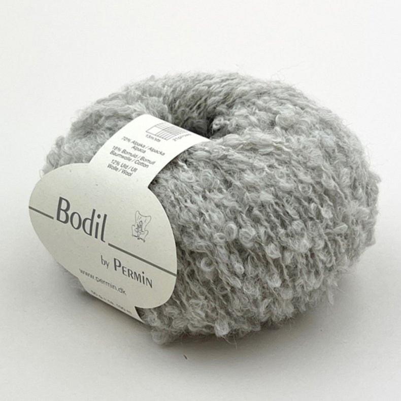 Bodil Boucl� nr. 2 // Granit
